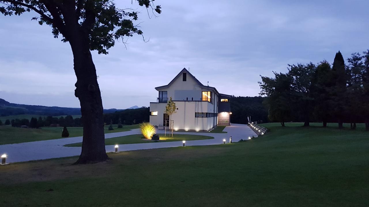 Golf Resort Ceska Lipa Nový Bor Exterior foto